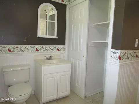 Bath - 161 Willow Ln, Glenville, NY 12302 photo 9 of 9