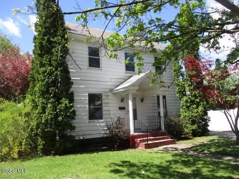 42 Garfield St, Glens Falls, NY 12801