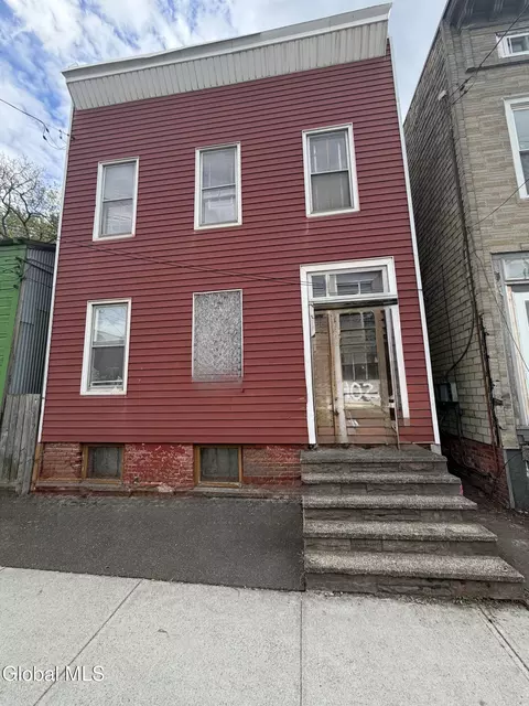 402 2nd St, Albany, NY 12206
