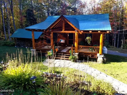 42 Hillcrest Dr, Warrensburg, NY 12885