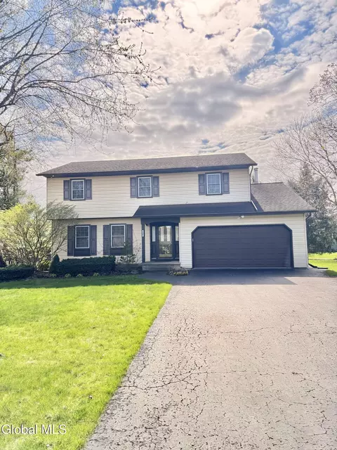 606 Tedesco Ct, Schenectady, NY 12303