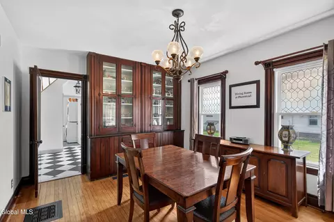 Dining - 38 Elsmere Ave, Delmar, NY 12054 photo 2 of 7