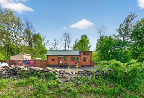 2588 New York 145, East Durham, NY 12423