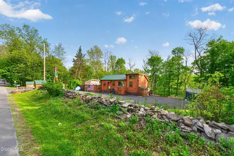 2588 New York 145, East Durham, NY 12423