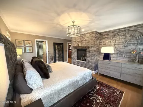Bedroom - 164 Kennewyck Cir, Slingerlands, NY 12159 photo 3 of 8