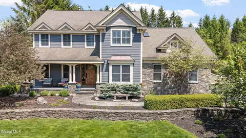 Exterior - 164 Kennewyck Cir, Slingerlands, NY 12159 photo 17 of 18
