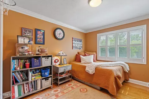 Bedroom - 164 Kennewyck Cir, Slingerlands, NY 12159 photo 5 of 8