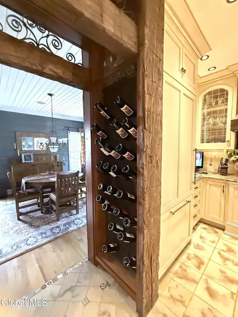 Kitchen - 164 Kennewyck Cir, Slingerlands, NY 12159 photo 9 of 15