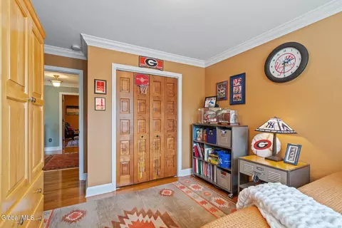 Bedroom - 164 Kennewyck Cir, Slingerlands, NY 12159 photo 6 of 8