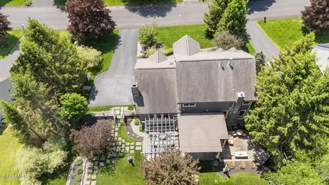 View/Area - 164 Kennewyck Cir, Slingerlands, NY 12159 photo 1 of 2