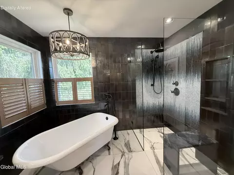 Bath - 164 Kennewyck Cir, Slingerlands, NY 12159 photo 6 of 13
