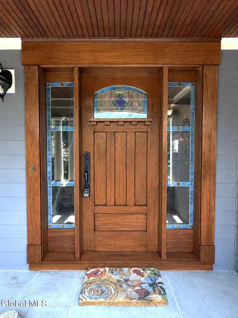 Entry Way - 164 Kennewyck Cir, Slingerlands, NY 12159 photo 7 of 7
