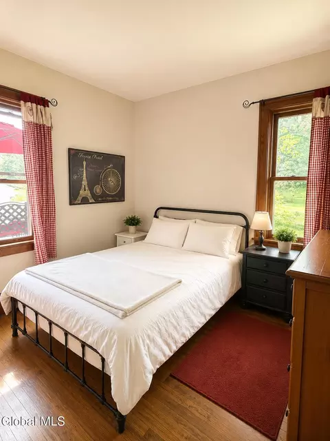 Bedroom - 26 Springbrook Rd, Troy, NY 12180 photo 1 of 2