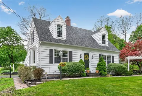 125 Brunswick Rd, Troy, NY 12180