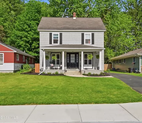 775 Central Pkwy, Schenectady, NY 12309