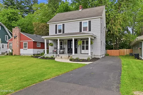 Exterior - 775 Central Pkwy, Schenectady, NY 12309 photo 2 of 15