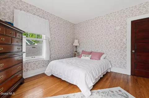 Bedroom - 775 Central Pkwy, Schenectady, NY 12309 photo 4 of 6