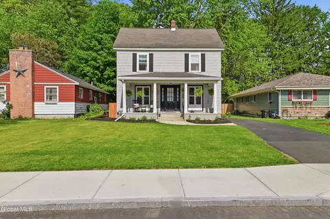 Exterior - 775 Central Pkwy, Schenectady, NY 12309 photo 13 of 15