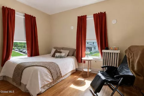 Bedroom - 775 Central Pkwy, Schenectady, NY 12309 photo 1 of 6