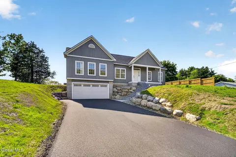 5 12 Gardner Rd, Wynantskill, NY 12198