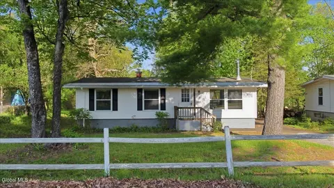 332 Stone Church Rd, Ballston Spa, NY 12020