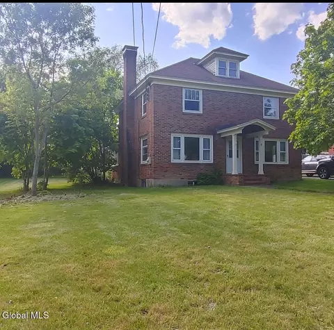 77 Mount Hope Ave, Ticonderoga, NY 12883