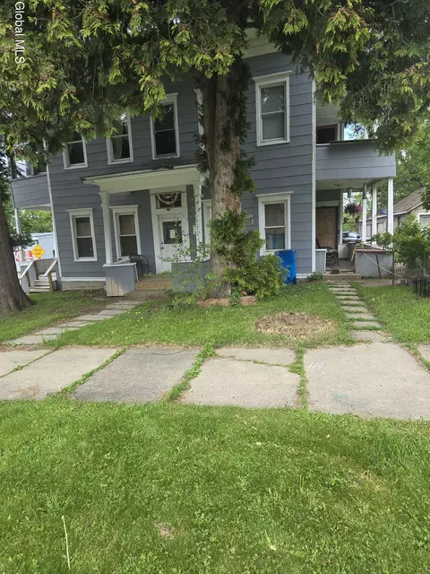 110 Broad St, Gloversville, NY 12078