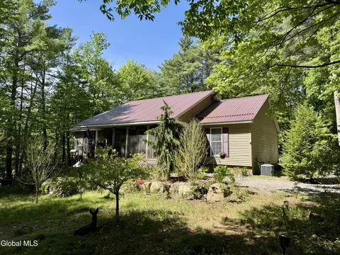 324 1st St, Corinth, NY 12822