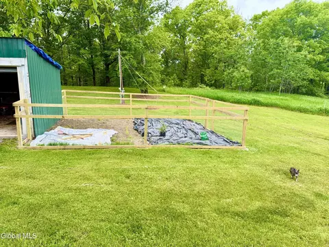 Exterior - 538 Pleasant Valley Rd, Argyle, NY 12809 photo 17 of 22