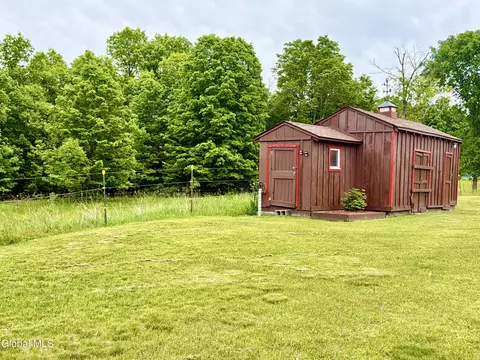 Exterior - 538 Pleasant Valley Rd, Argyle, NY 12809 photo 14 of 22