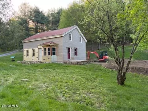 721 New Vermont Rd, Bolton Landing, NY 12814