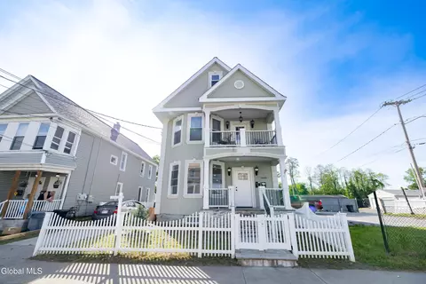 1643 Foster Ave, Schenectady, NY 12308