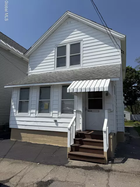 822 Sargent Pl, Schenectady, NY 12303