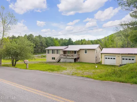 1432 Shew Hollow Rd, Gilboa, NY 12076