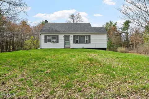 291 Sheer Rd, Averill Park, NY 12018