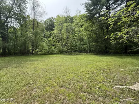 2 Park Street # l15, Amsterdam, NY 12086
