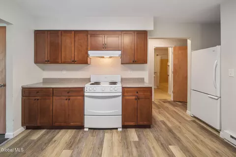 Kitchen - 15 Olympian Dr, Slingerlands, NY 12159 photo 3 of 3
