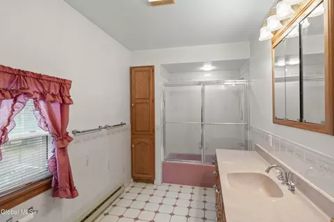 Bath - 147 Bruce St, Schenectady, NY 12302 photo 2 of 2