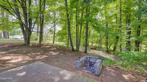 Exterior - 111 Pike St, Broadalbin, NY 12025 photo 5 of 11