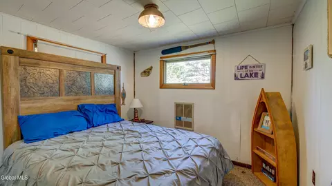 Bedroom - 111 Pike St, Broadalbin, NY 12025 photo 4 of 10