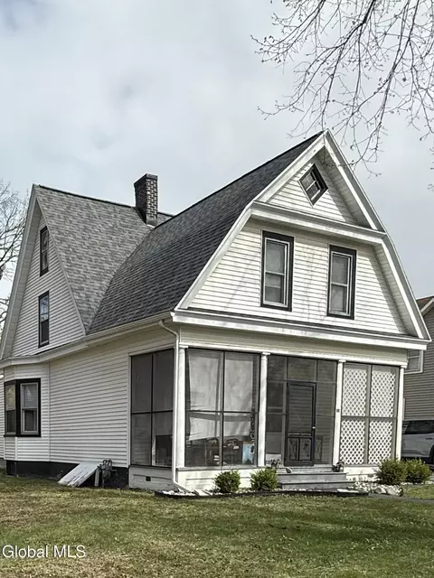 10 Cooper Ave, Troy, NY 12180