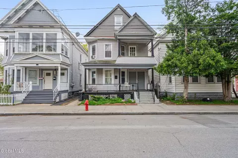 114 Victory Ave, Schenectady, NY 12307