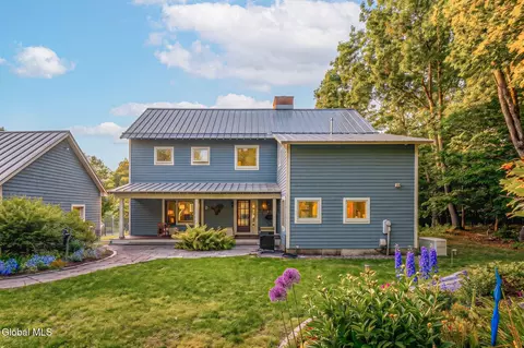 4 Lester Ln, Middle Grove, NY 12850