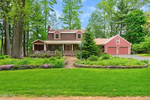 7 Jerome Ln, Moreau, NY 12803