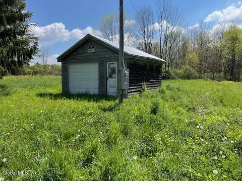 296 Evergreen Rd, Cobleskill, NY 12043
