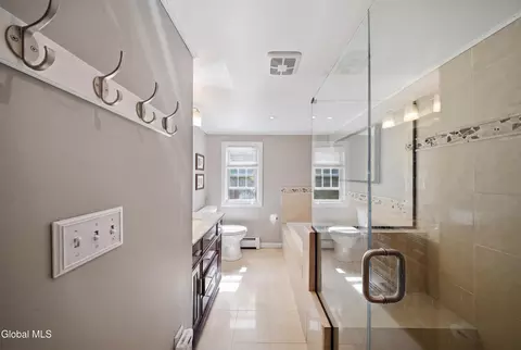 Bath - 87 Murray Ave, Delmar, NY 12054 photo 2 of 2