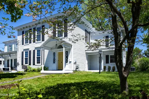 28 Ely St, Coxsackie, NY 12051