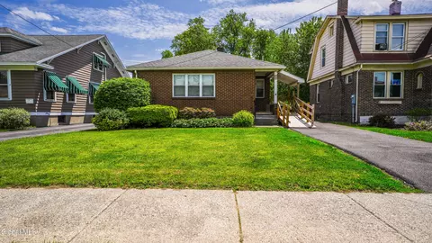 19 Marwill St, Albany, NY 12209