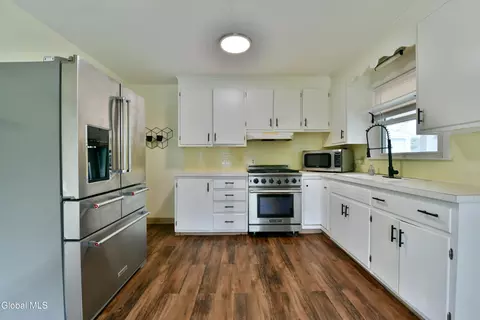 Kitchen - 1702 Lenox Rd, Schenectady, NY 12308 photo 3 of 7