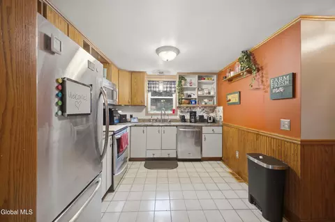 Kitchen - 29 Morgans Ln, Fort Ann, NY 12887 photo 2 of 2